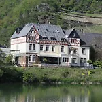 Hatzenporter Paradies 호텔 Hatzenport