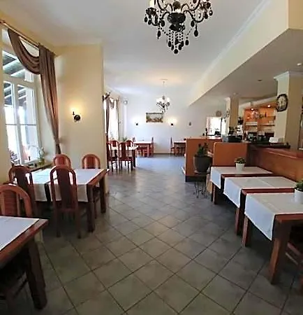 Hatzenporter Paradies Hotel