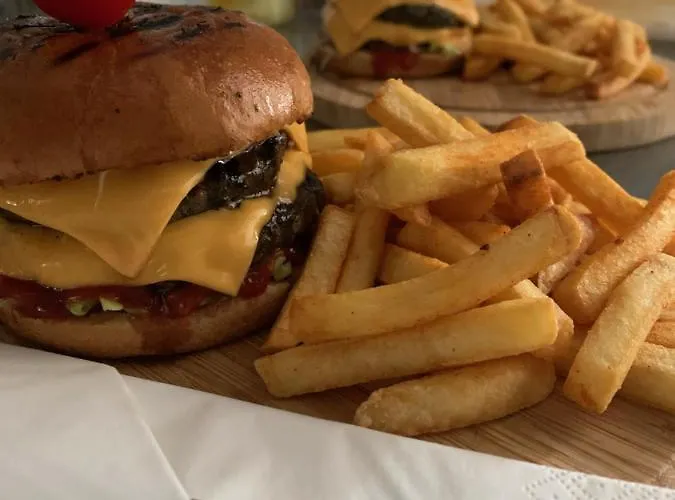 哈赛波特天堂酒店 Hatzenport