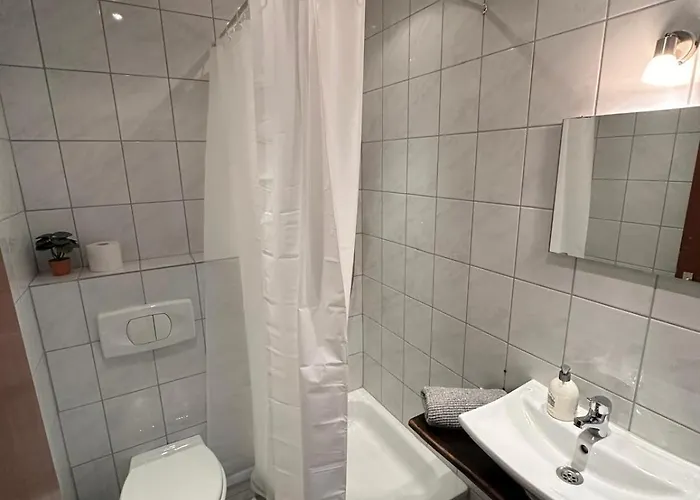 哈赛波特天堂酒店 * Hatzenport